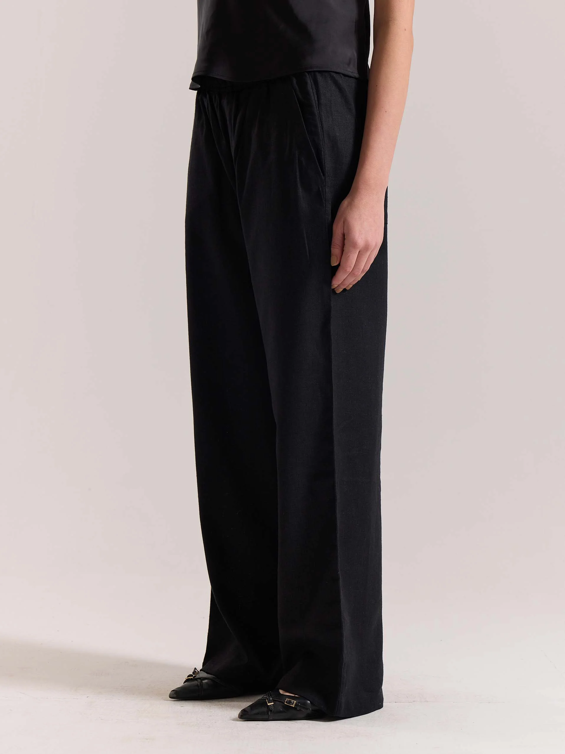 Black Linen Pull-on Pants - Image 7